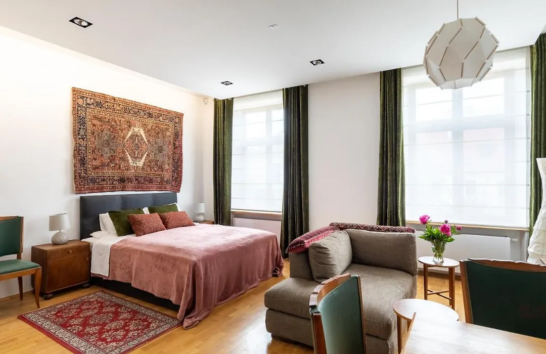 Pałac Zieleniewskich Apartamenty św Marka 31-1